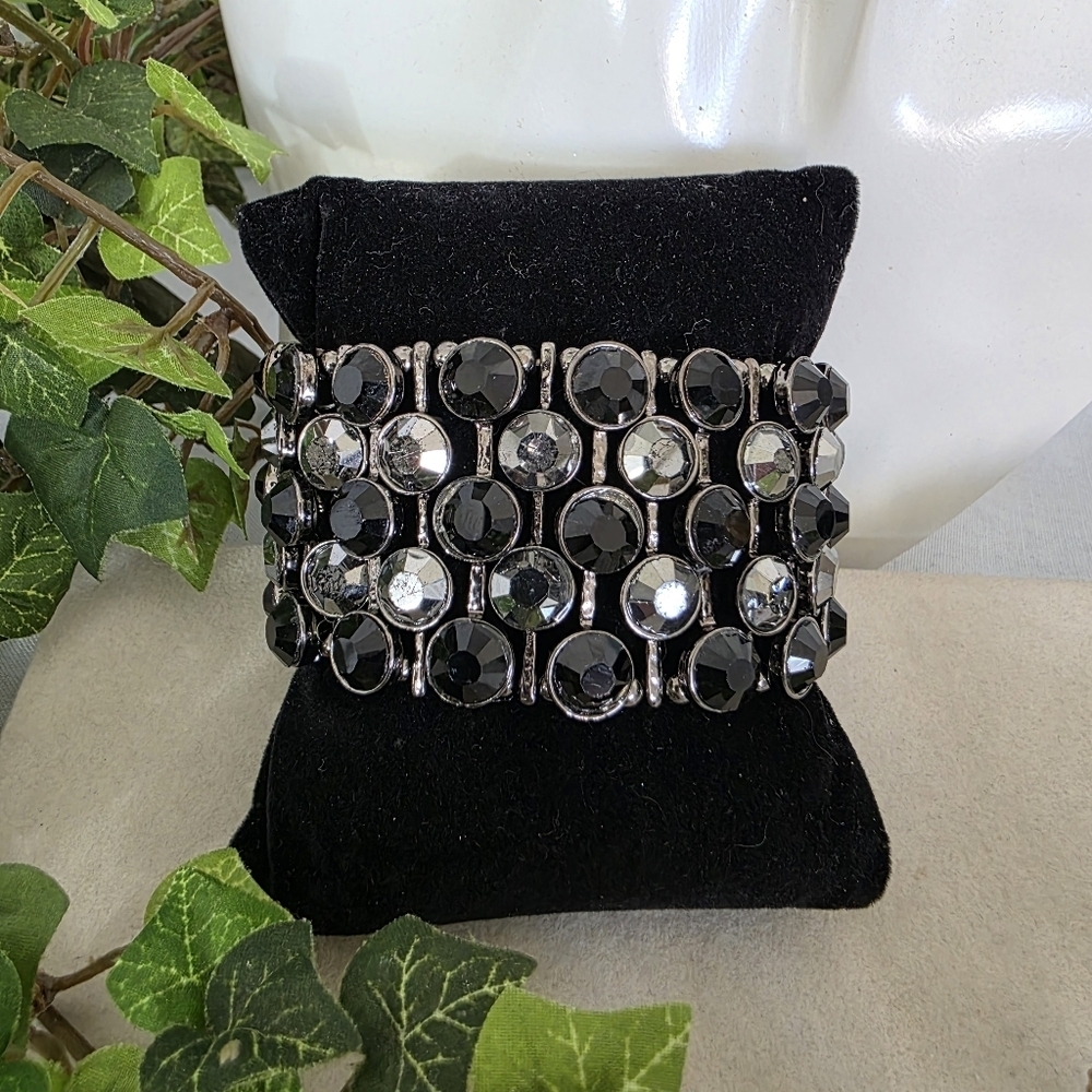 Vintage Statement Silver with Black and Silver Glass Stones Stretch Bracelet